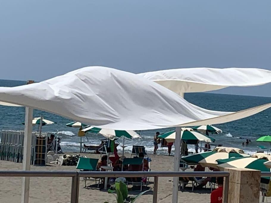 Апартаменти Bilocale A Due Passi Dal Porto E Dal Mare Лідо-ді-Остія Екстер'єр фото